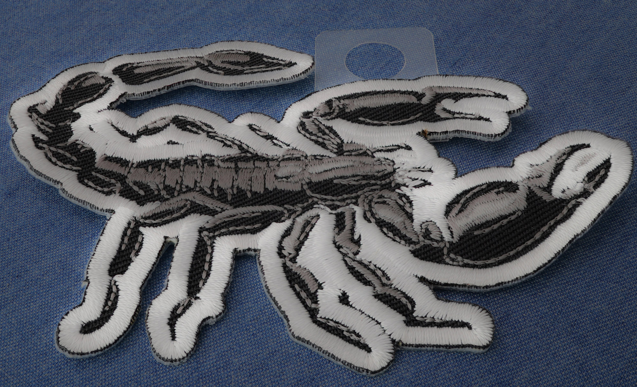 P7537 Scorpion Patch - 4x2.7 inch